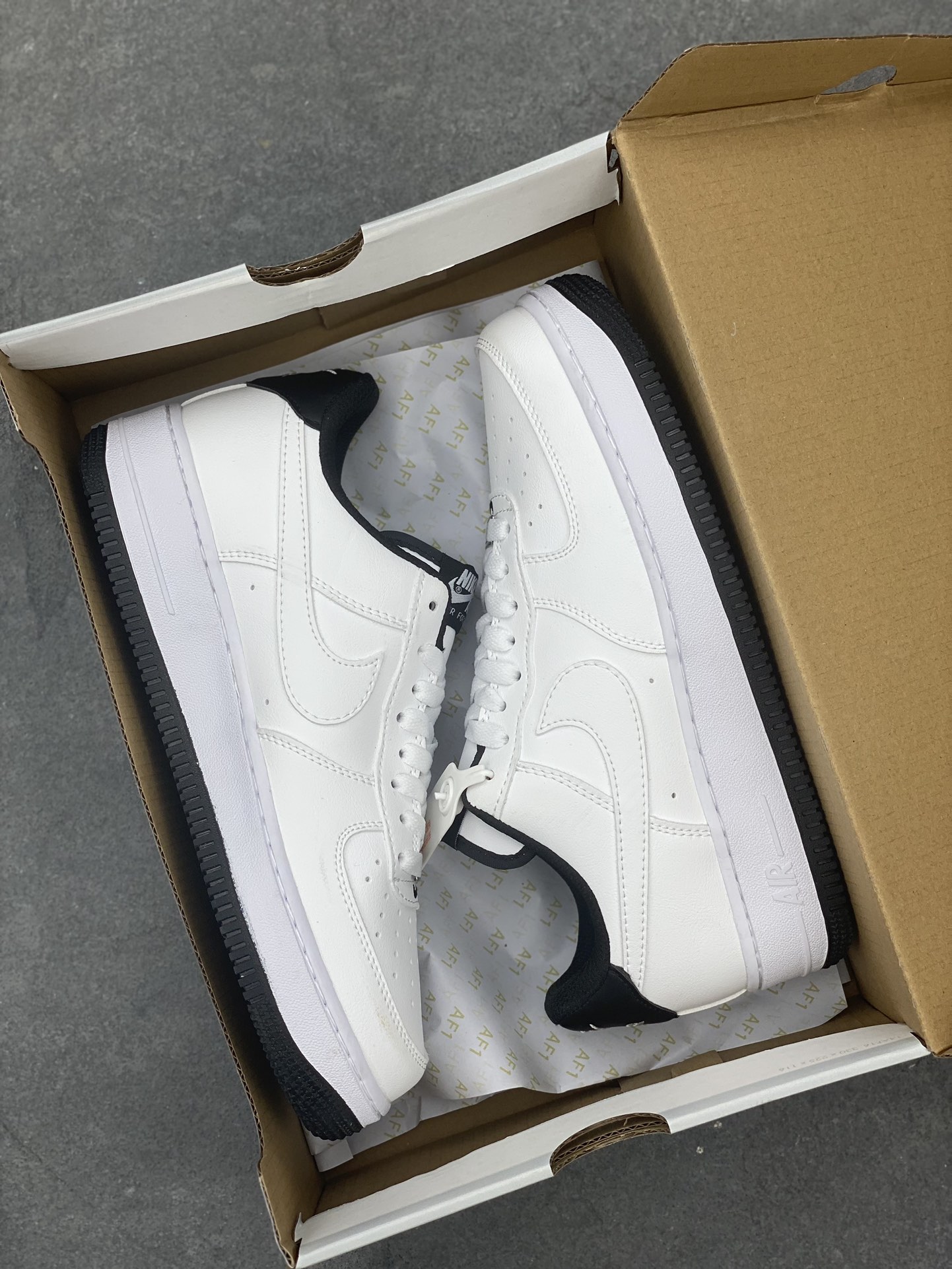 Nike Air Force 1 Low White/Black Men's Sneaker 10 i1692388227 42 8