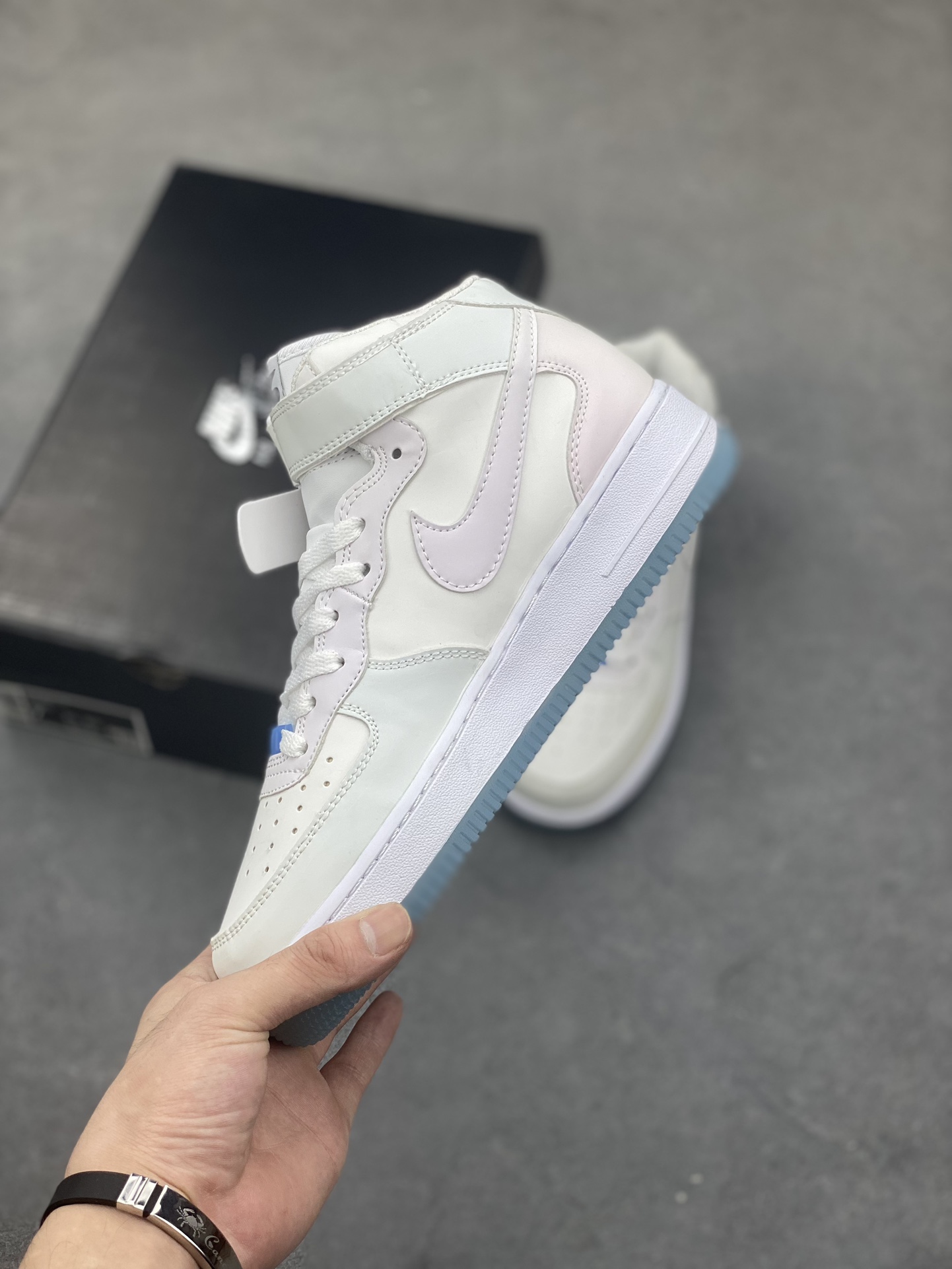 Nike Air Force 1 Mid Cut 'Color Change' Casual Sneakers 4 i1692388328 875 2
