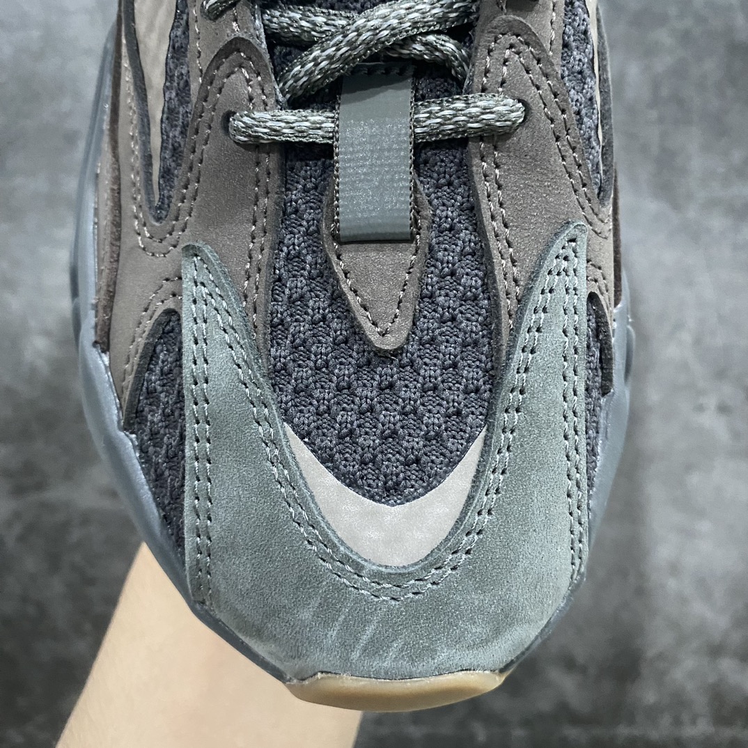 纯原版本Yeezy700v2Geode晶洞宝藏EG6860市场最坚挺的版本此版本也不会随着市场的动荡而调