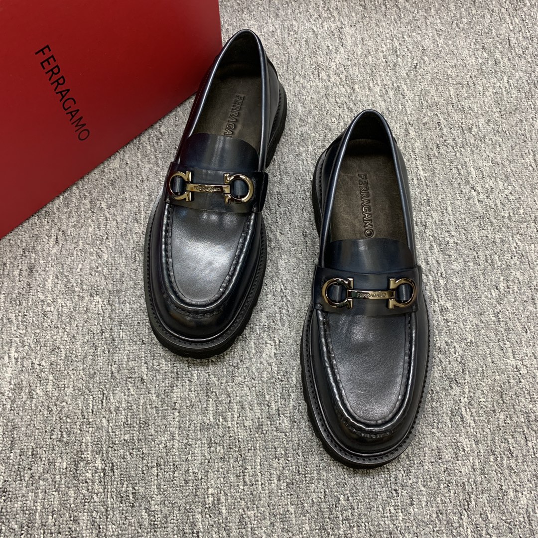 Ferragamo Men's Black Leather Platform Loafers with Signature Buckle 3 i1692397795 2209 1