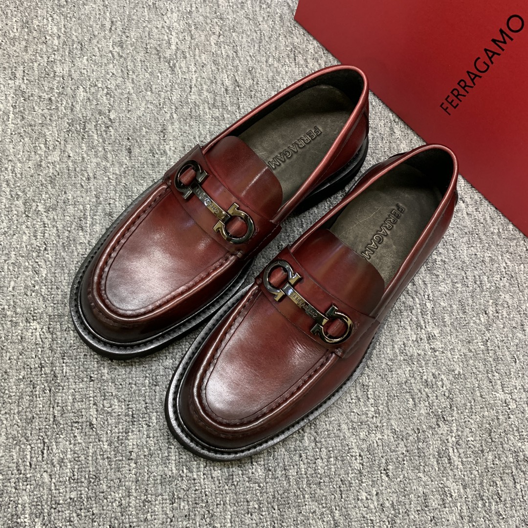 Salvatore Ferragamo Men's Leather Loafers with Thick Sole in Burgundy 4 i1692397860 2646 2