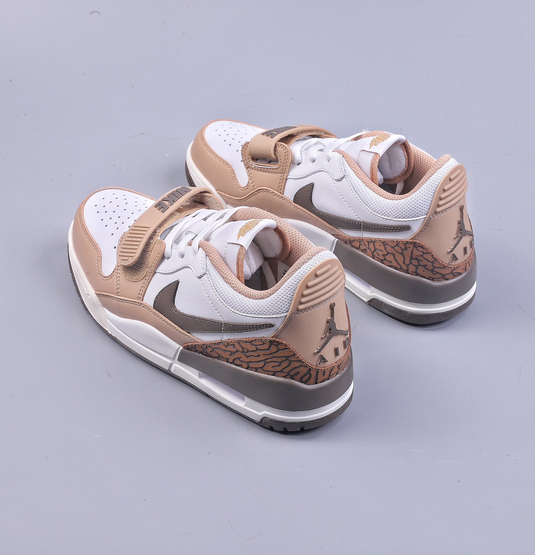 5A Air Jordan Legacy 312 Retro 3-in-1 Velcro Low-top Basketball Shoes Cracked White and Brown FQ6859-201