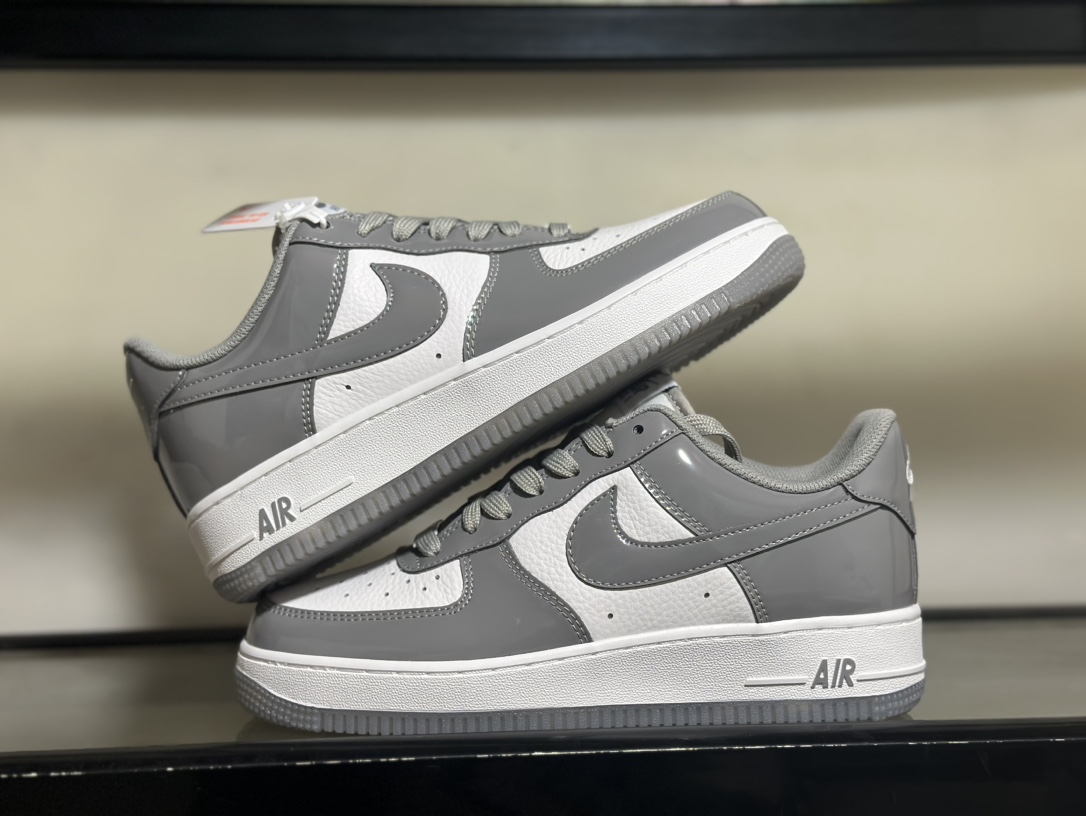 NikeAirForce1Low灰漆