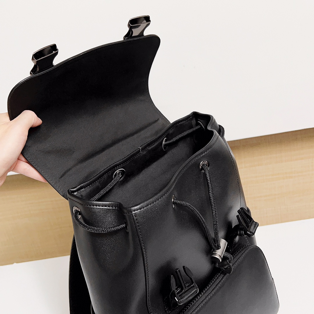 Coach Coach新款Tracker系列男士双肩包C2710拼接平滑小牛皮 顶部翻盖+设计