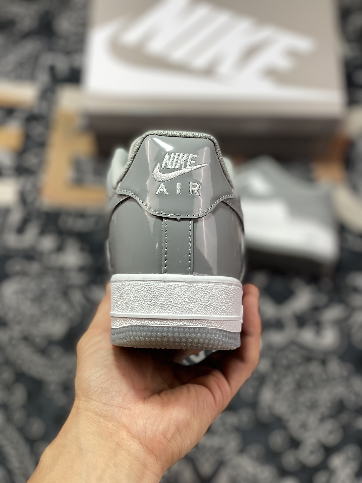 Nike Air Force 1’07 Low”Dark Grey/White”空军一号系列板鞋“漆皮深灰白”HP3656-566