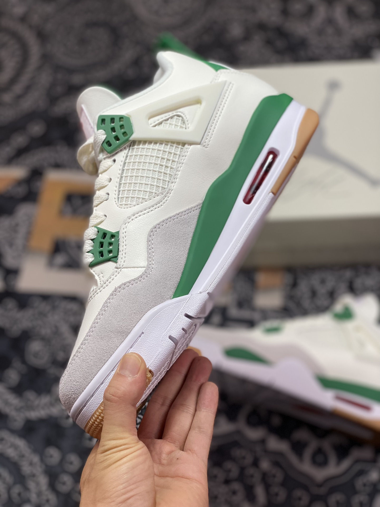 TNT Air Jordan 4 “Pine Green” 绿白 DR5415-103