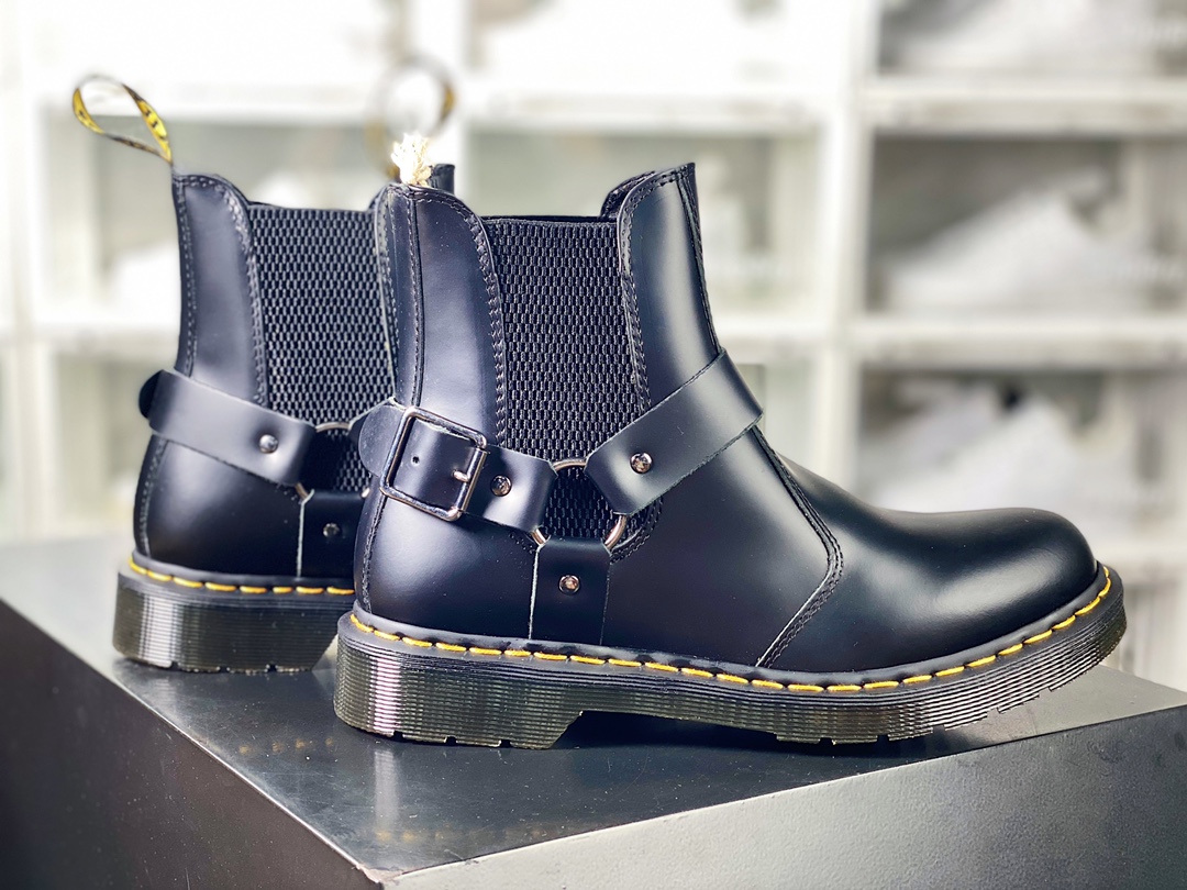 Dr. Martens Blake Boots Leather Strap Zip Buckle Side High-top Martin Boots ”No Lace Hard Leather Black Triangle Buckle” R11822206