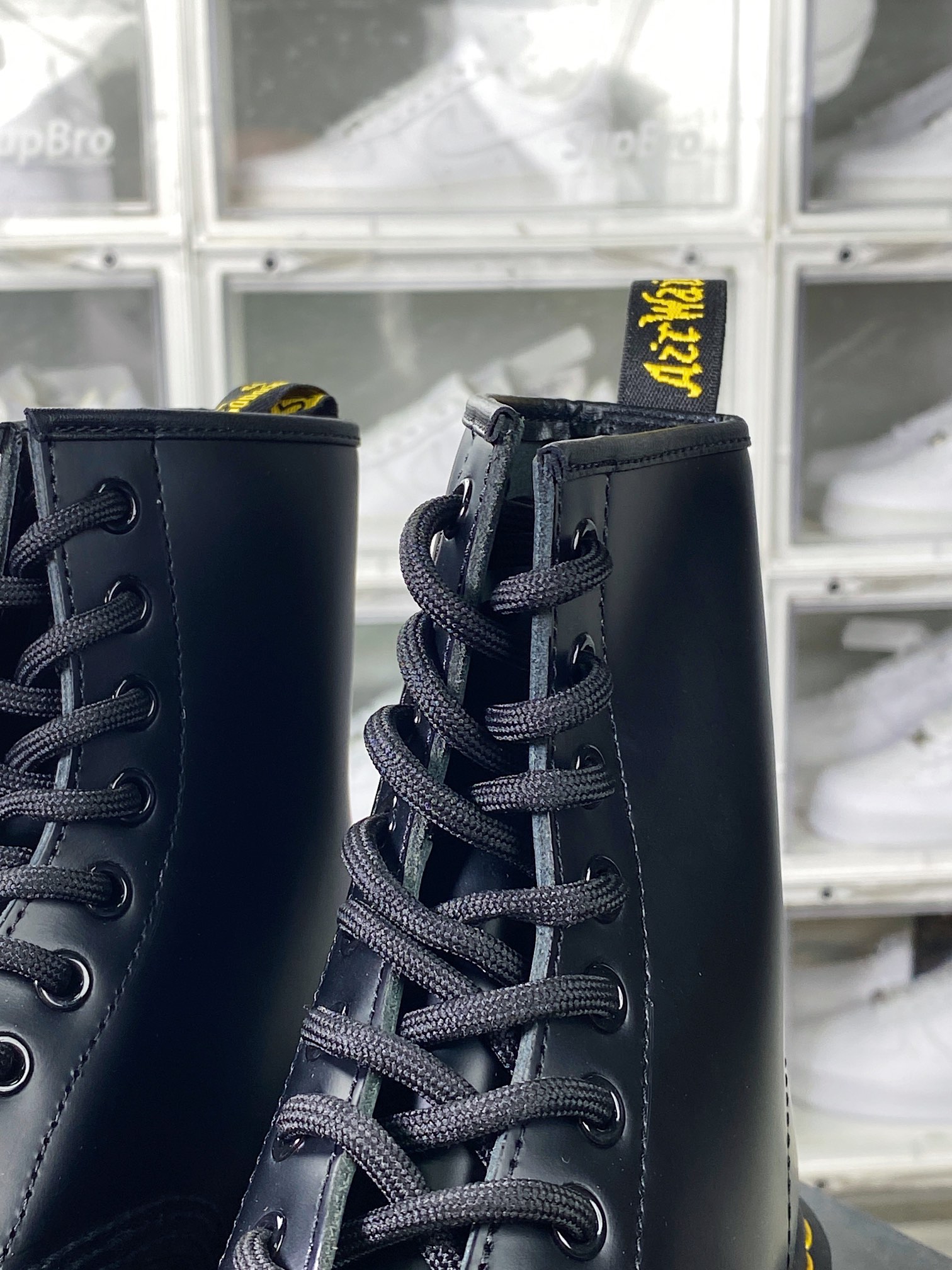 Dr. Martens Bex 8-Eye Boot 1460 High Top Series Retro Eight-hole Lace-up Full Leather Work Martin Boots ”Glossy Hard Black Leather”