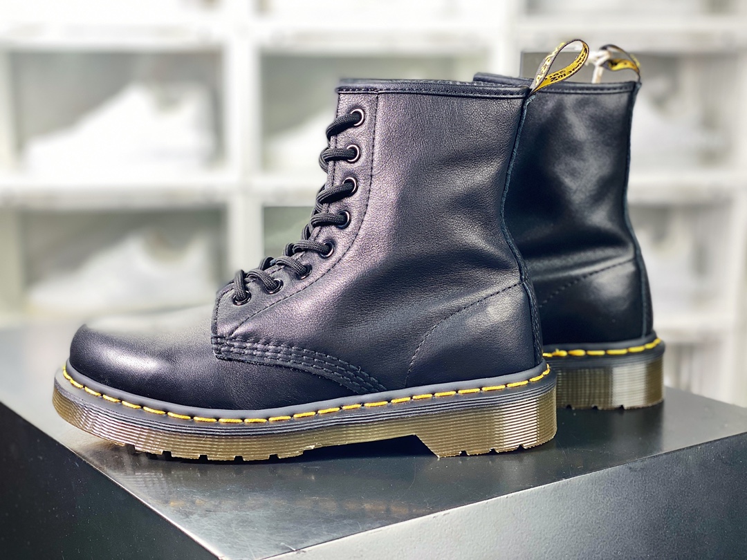 Dr. Martens Bex 8-Eye Boot 1460 High Top Series Retro Eight-hole Lace-up Full Leather Work Martin Boots ”Black Lychee Nappa Single Leather” R11822206