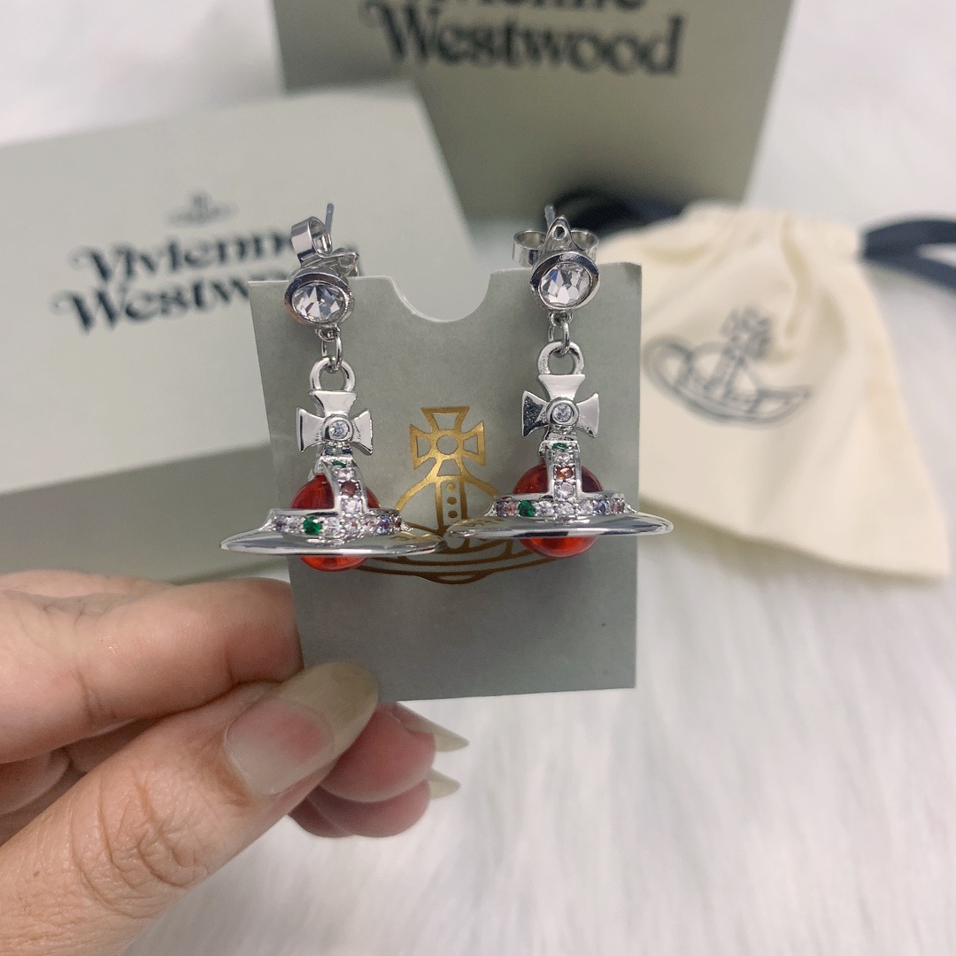 NO:103330,Queen Mother Citizen three-dimensional red glass ball earrings, Queen Mother Citizen bracelet, earrings, bracelet19860909西太后立体红色玻璃球耳环,,西太后手链,earrings,bracelet,Jewelry