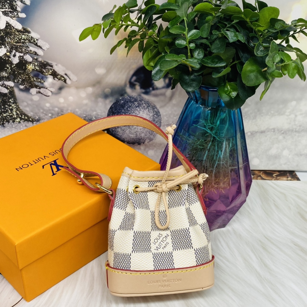 mini handbag different colors