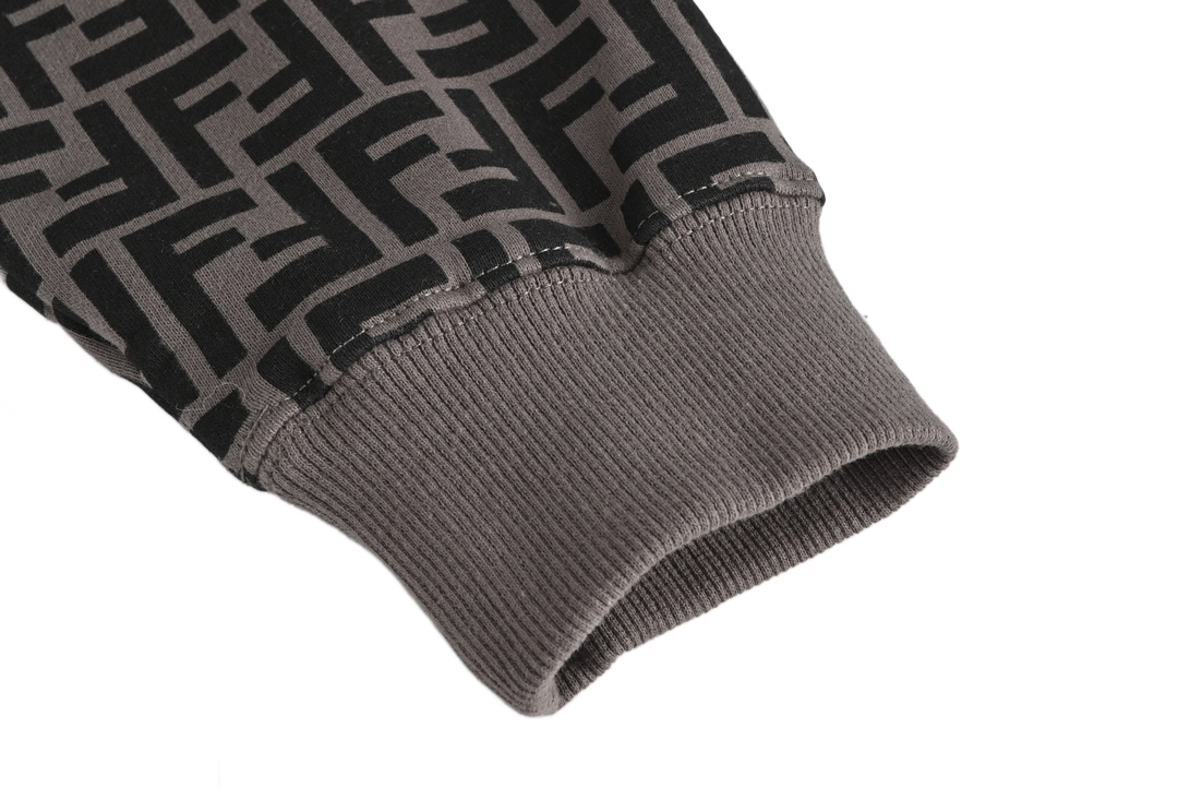 FENDI芬迪 老花LOGO满印FF拼色连帽卫衣-Chinese UA Cheap High Quatity Brand Clothes Bags handbags Sneakers wholesale wholesaler seller from China Factory suppliers Fashion Clothing Shoes best Quality Beautiful Price FENDI芬迪 老花LOGO满印FF拼色连帽卫衣