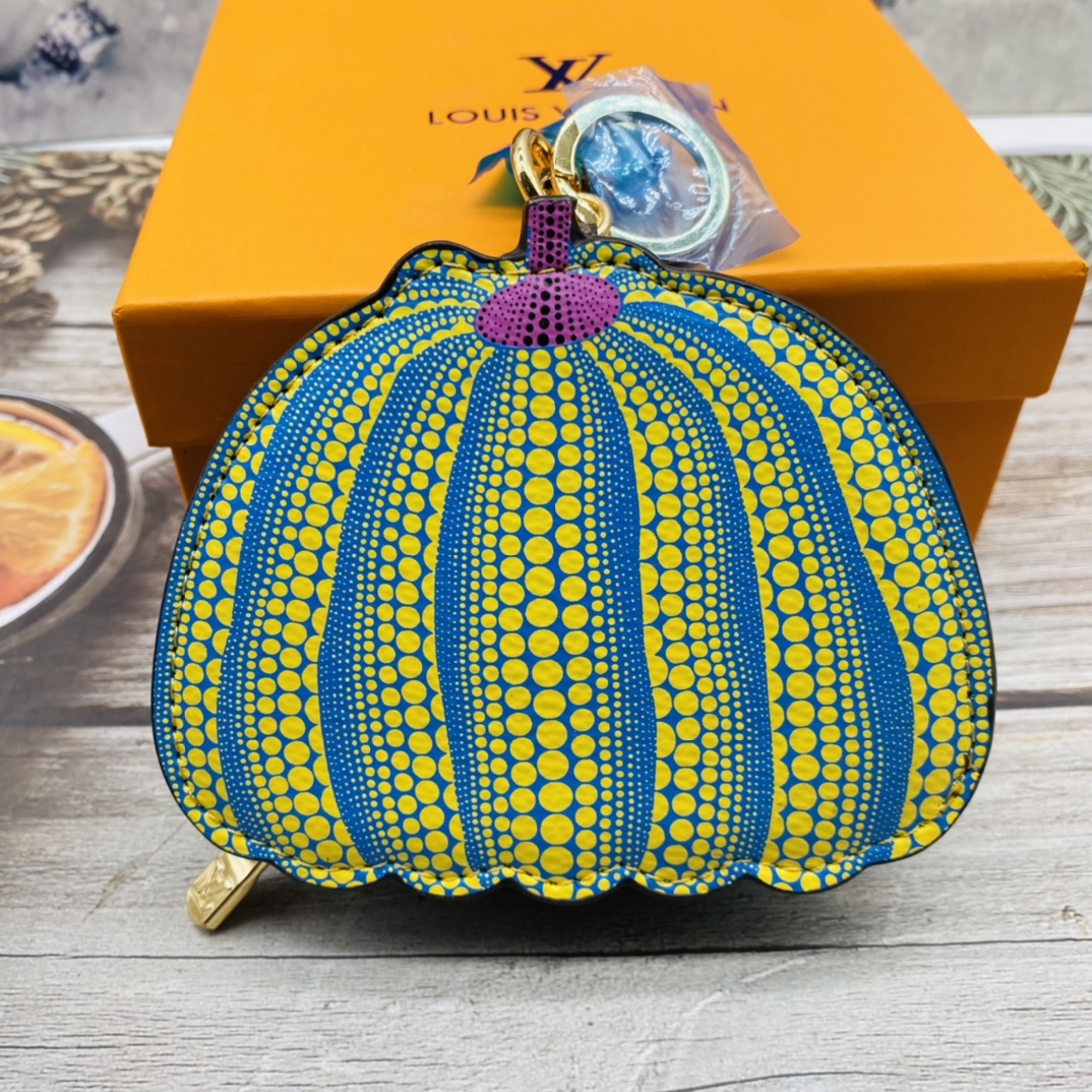 Pumpkin bag front view