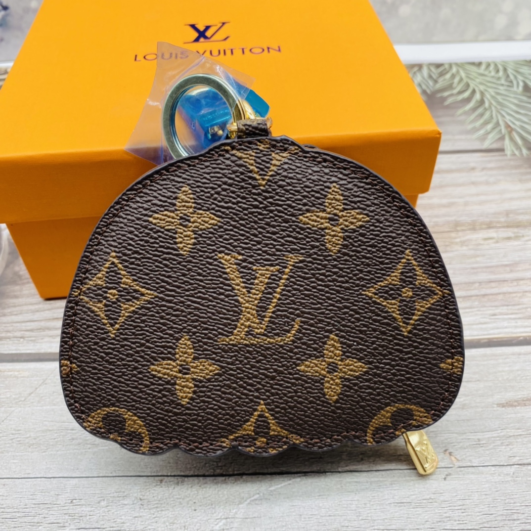 Pumpkin bag side view