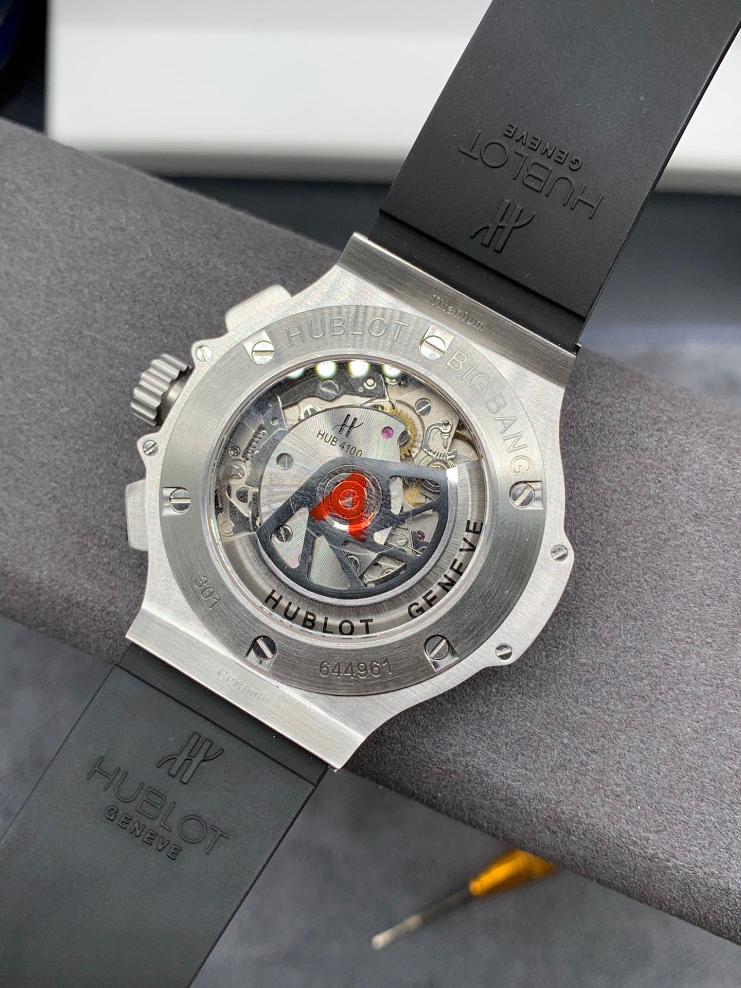 Hublot HB 恒宝大爆炸4100机