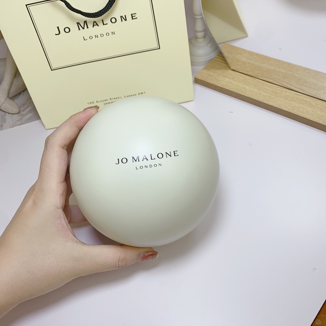 Jo Malone London Snow Globe 5-Piece Miniature Fragrance Set, Perfect Gift 7 i1692438650 7085 5