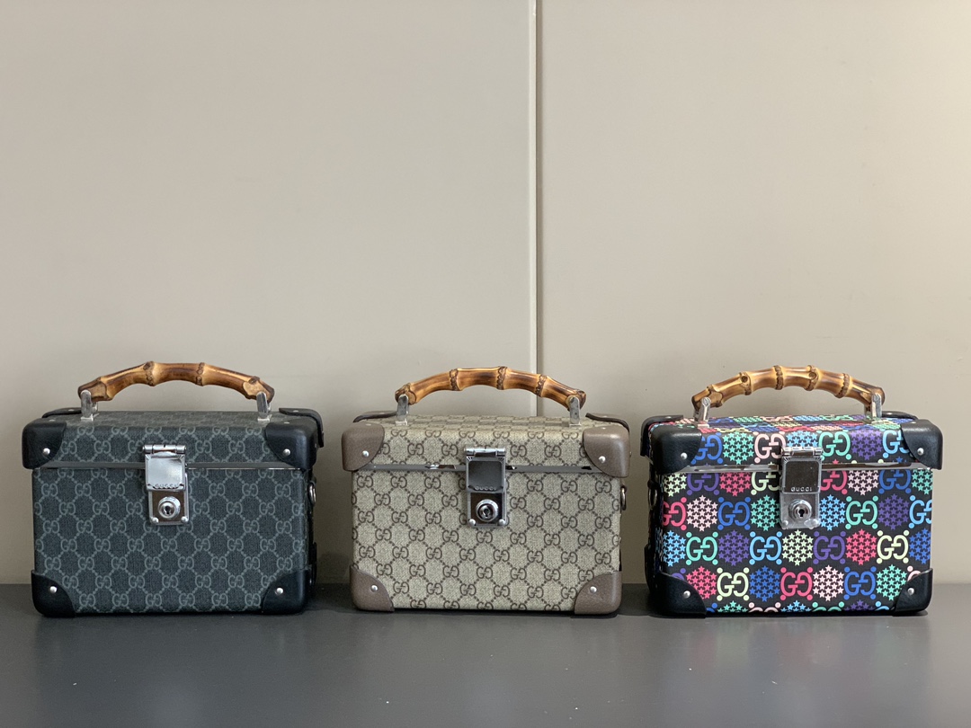 Gucci Vintage GG Monogrammed Suitcase with Bamboo Handle 10 i1692454090 4159 8