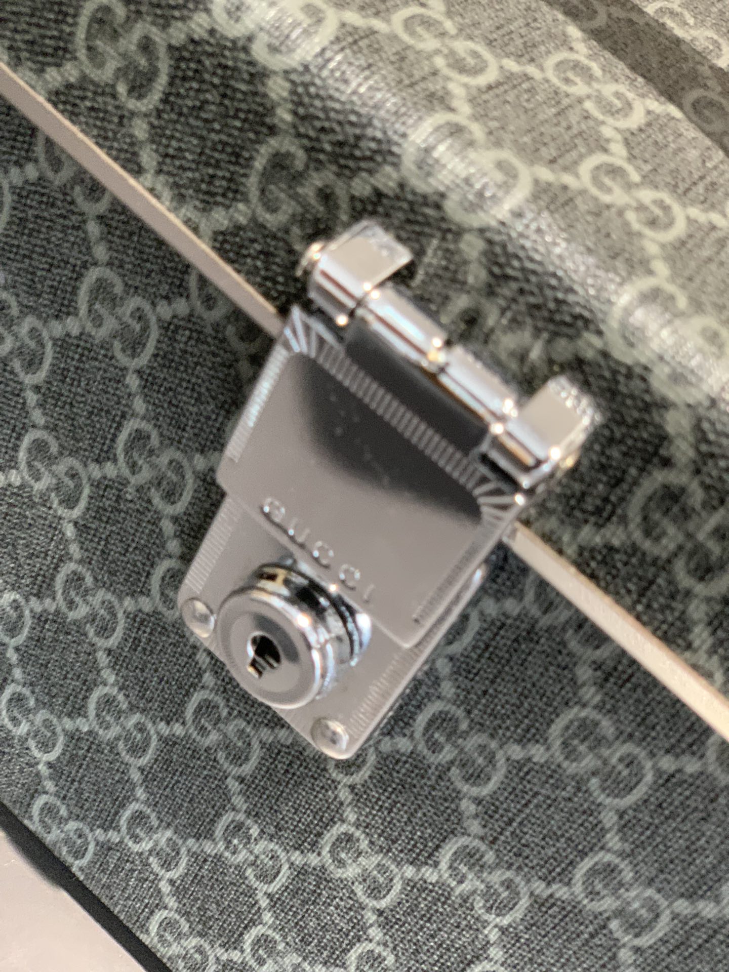 Gucci Vintage GG Monogrammed Suitcase with Bamboo Handle 7 i1692454090 8060 5