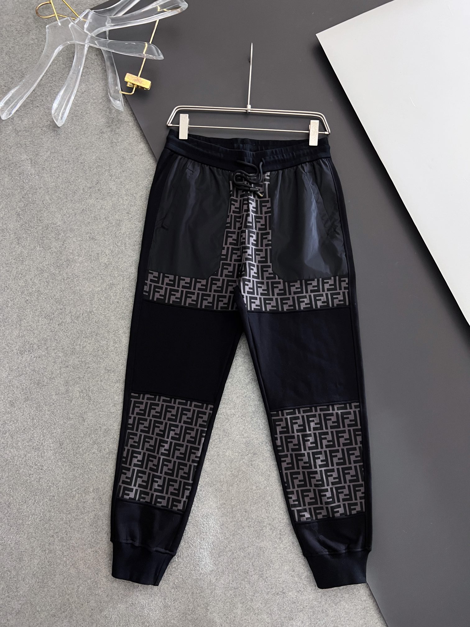 Fendi 7 Star
 Clothing Pants & Trousers Fall/Winter Collection Casual