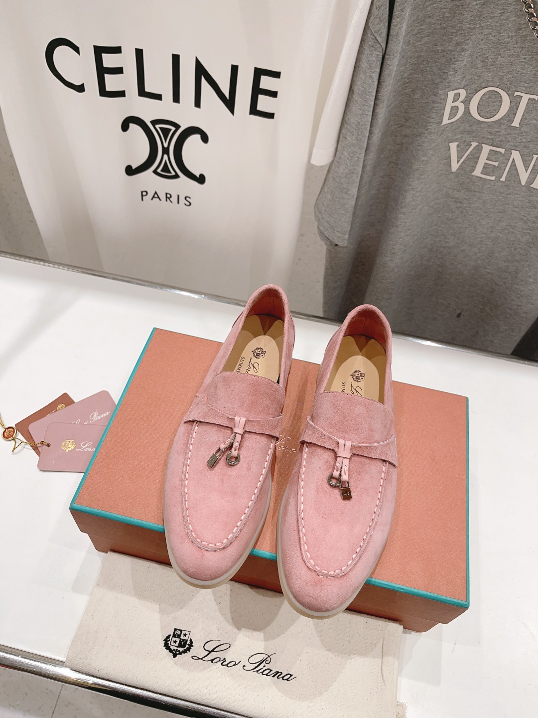 高版本出厂
 Loro Piana* LP万年经典款乐福鞋 简约时尚 脚感超级舒适 一天可以暴走两万步的