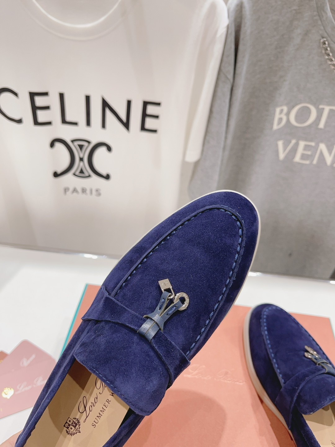 高版本出厂
 Loro Piana* LP万年经典款乐福鞋 简约时尚 脚感超级舒适 一天可以暴走两万步的
