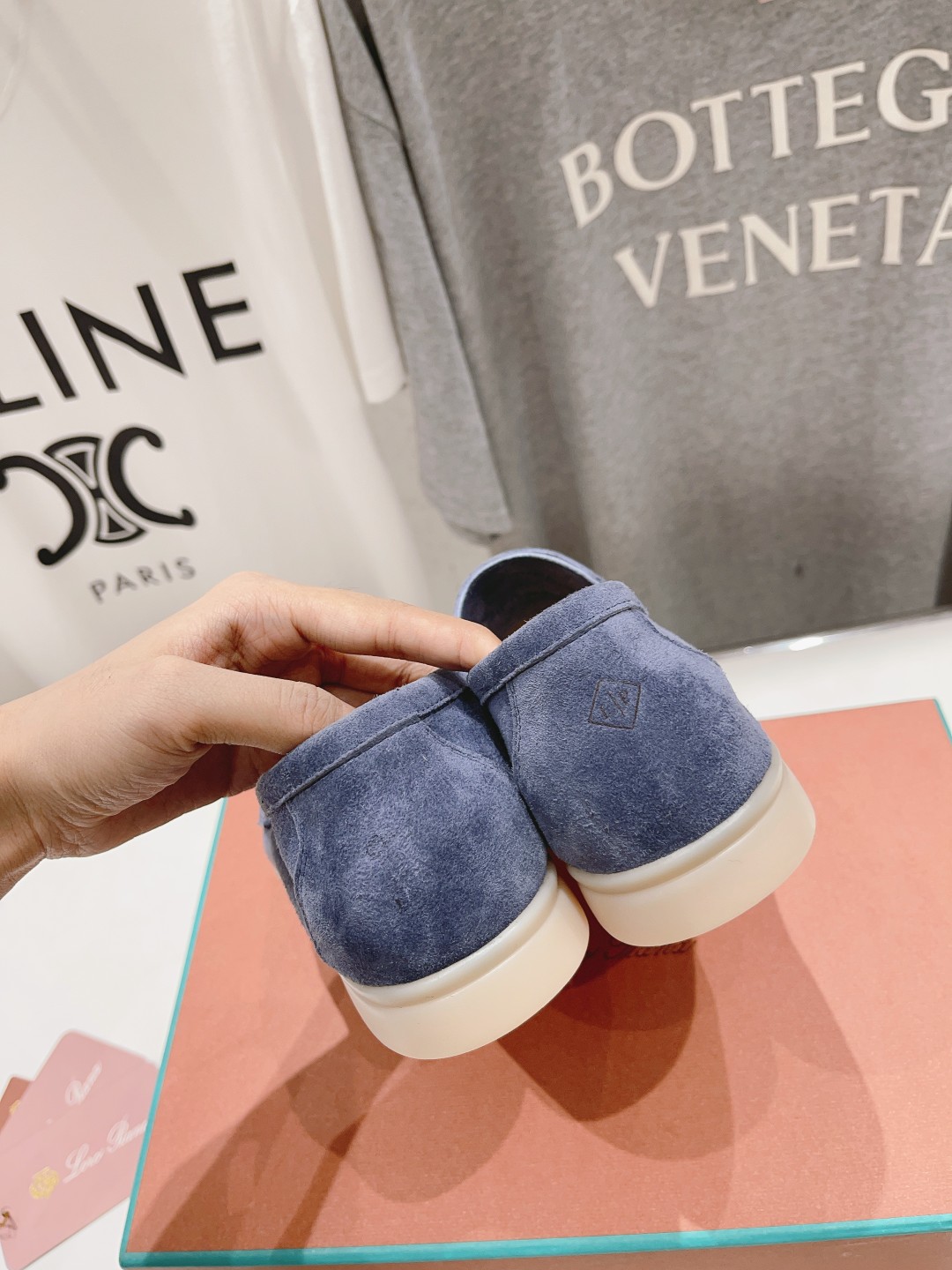 高版本出厂
 Loro Piana* LP万年经典款乐福鞋 简约时尚 脚感超级舒适 一天可以暴走两万步的