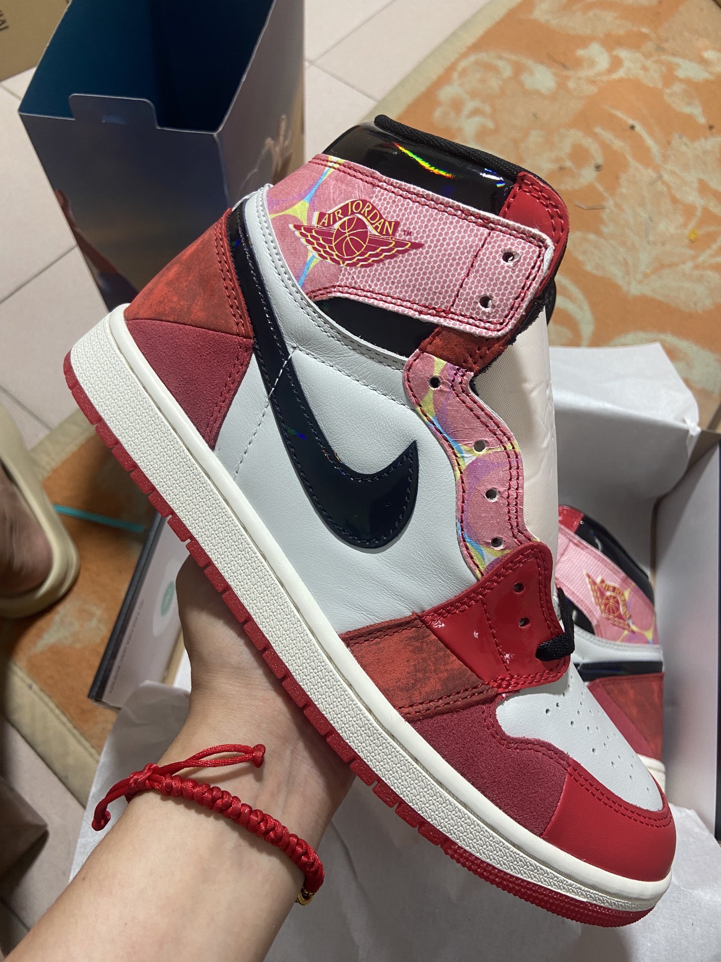 AJ1蜘蛛侠2.0红粉黑尺码40-4