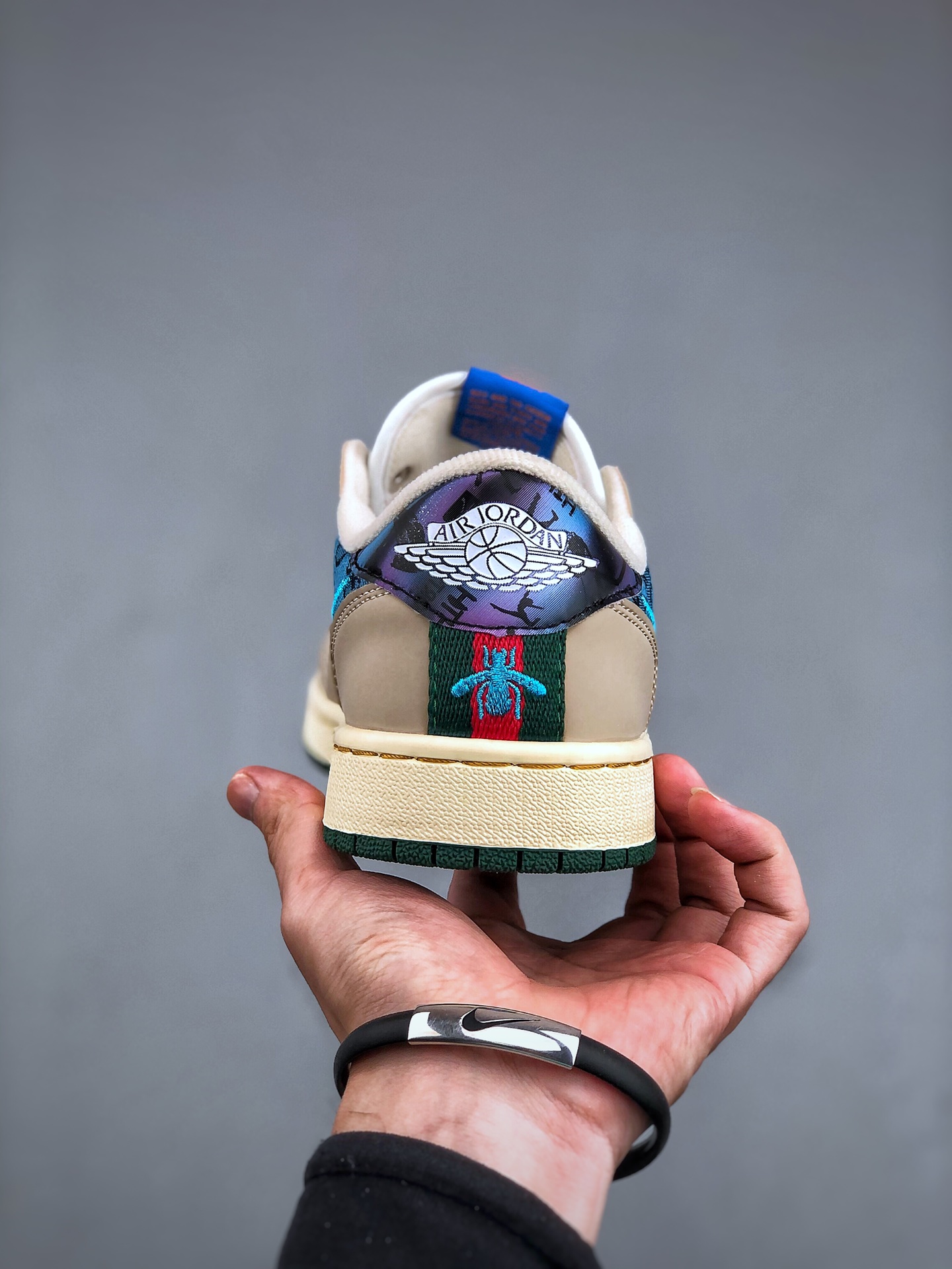 Miniatura 7