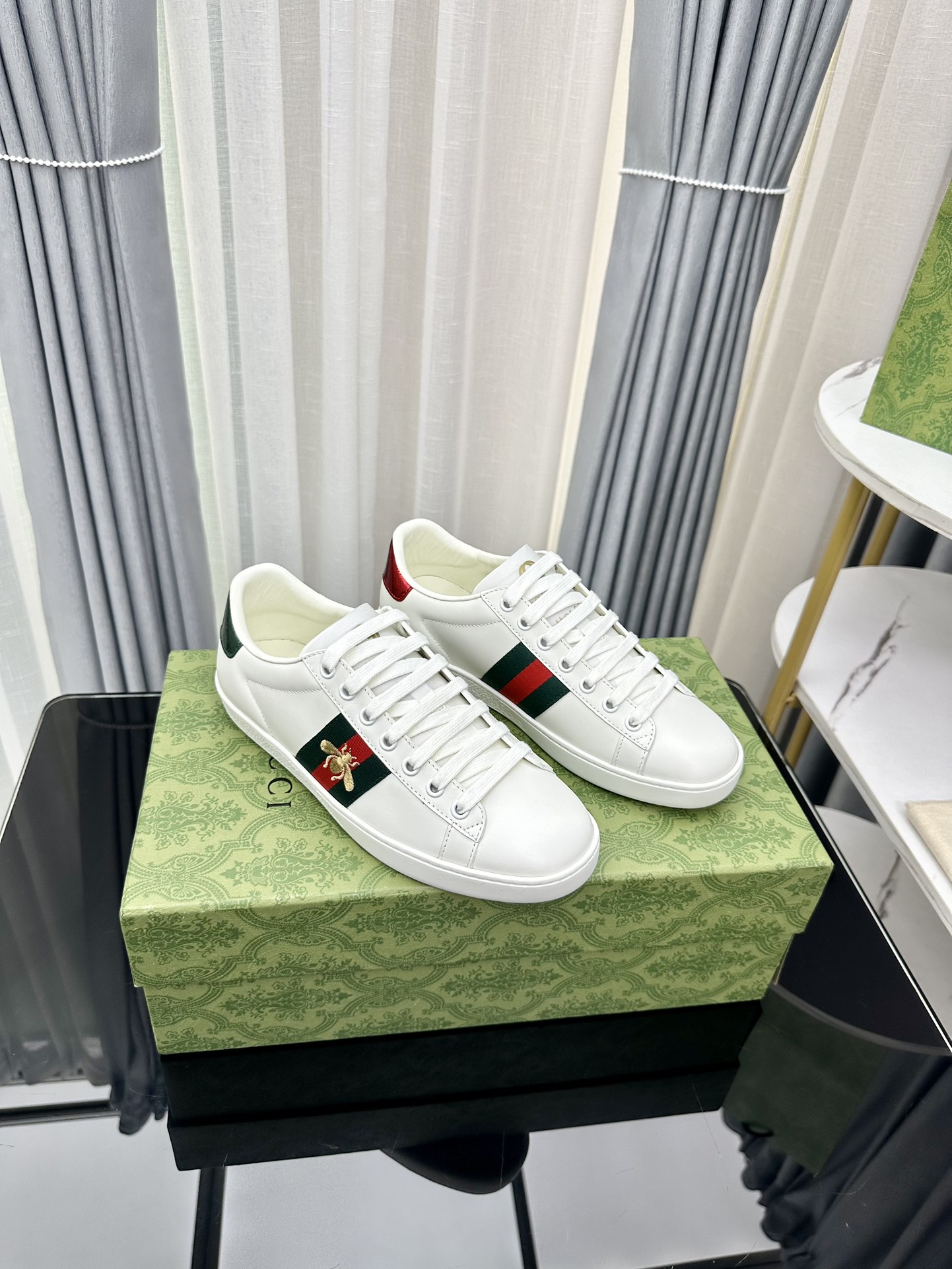 versión superior Gucci2023 principios de la primavera Gucci G casa pequeños zapatos blancos últimos 