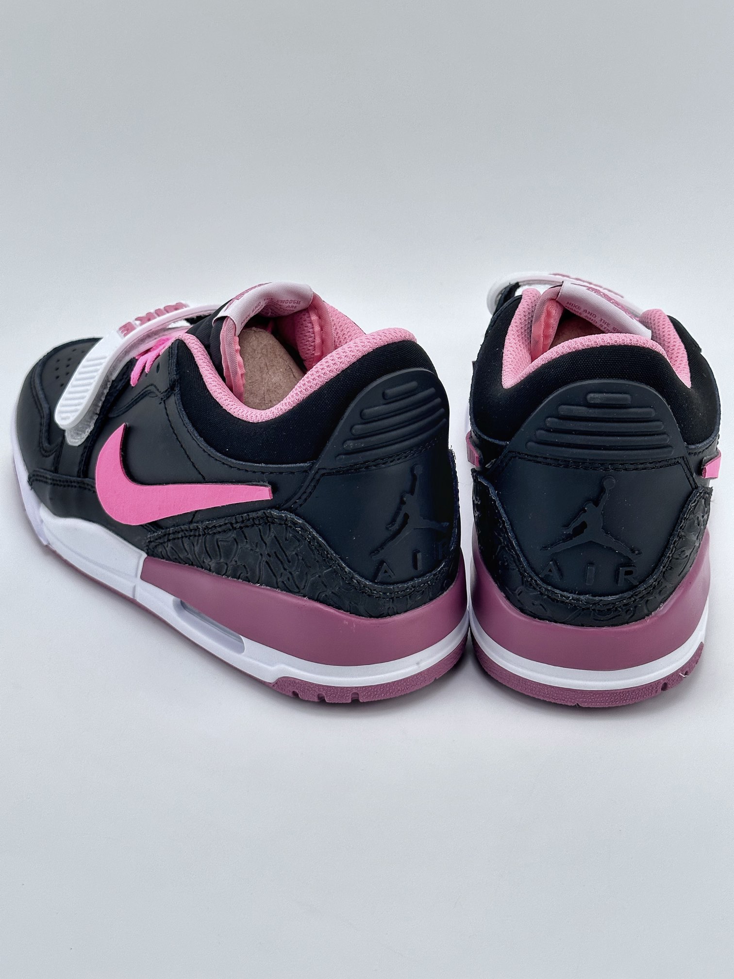 Air Jordan Legacy 312 Low 定制甜酷黑莓 FN3407-161