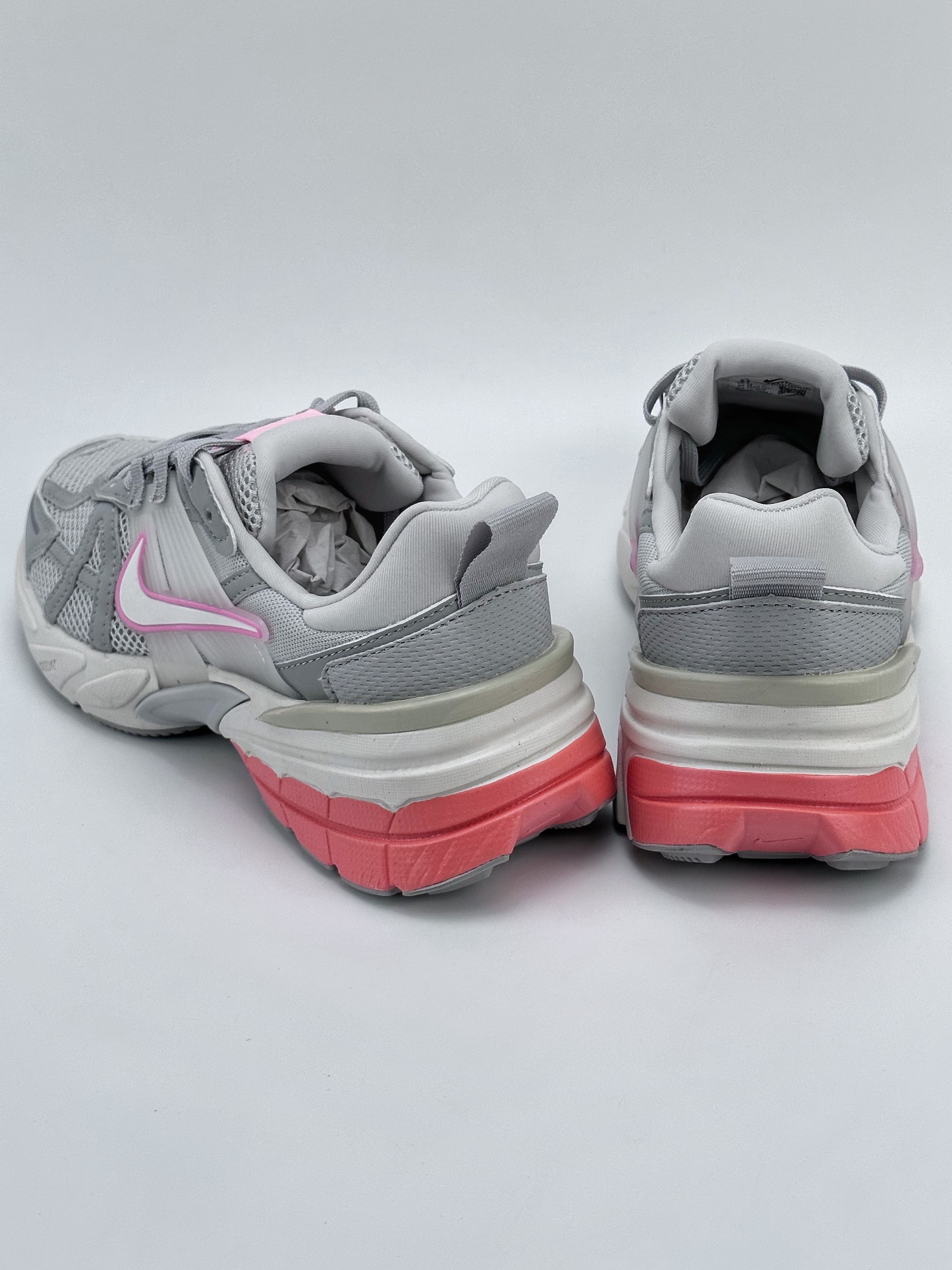 NIKE V2K Runtekk white red and pink shock-absorbing non-slip retro low-top running shoes FD0736-112