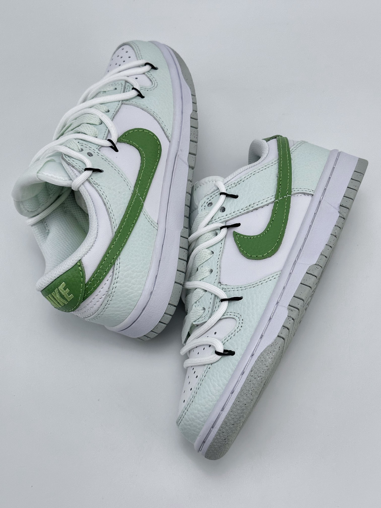 220 NIKE SB Dunk Low 青提奶绿 DN1434-102