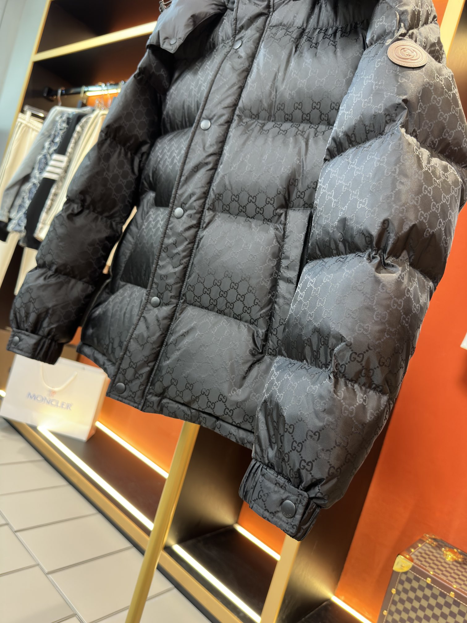 Guangzhou high-quality Gucci autumn/winter down jacket, 1:1 custom, 90% white duck down, unisex sizes M-XXXL.-Big cat