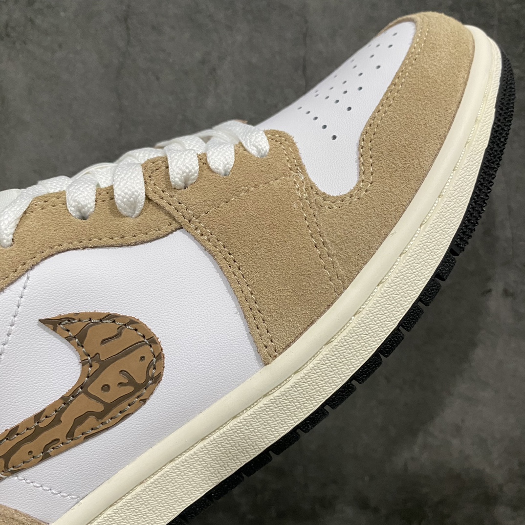 图片[6]-【DT纯原】Air Jordan AJ1 Low 低帮 白棕色 DZ4130-201终端优势供应 市面中低帮最具代表性版本没有之一 口碑大厂出品 品控大底版型不断改良更新 全套原纸板楦头开发 确保原汁原味 完美呈现版型 完美零毛边处理 原厂内置全掌气垫 价格定位良心 平台专用代工流水线出品 一眼公司既视感 拿到手的一瞬间就与众不同 碾压市面所有版本 全部原鞋开发 每一个配色都会采购原鞋确认细节 打破市面看图做货无好货之说  尺码：40 40.5 41 42 42.5 43 44 44.5 45 46-莆田鞋批发中心