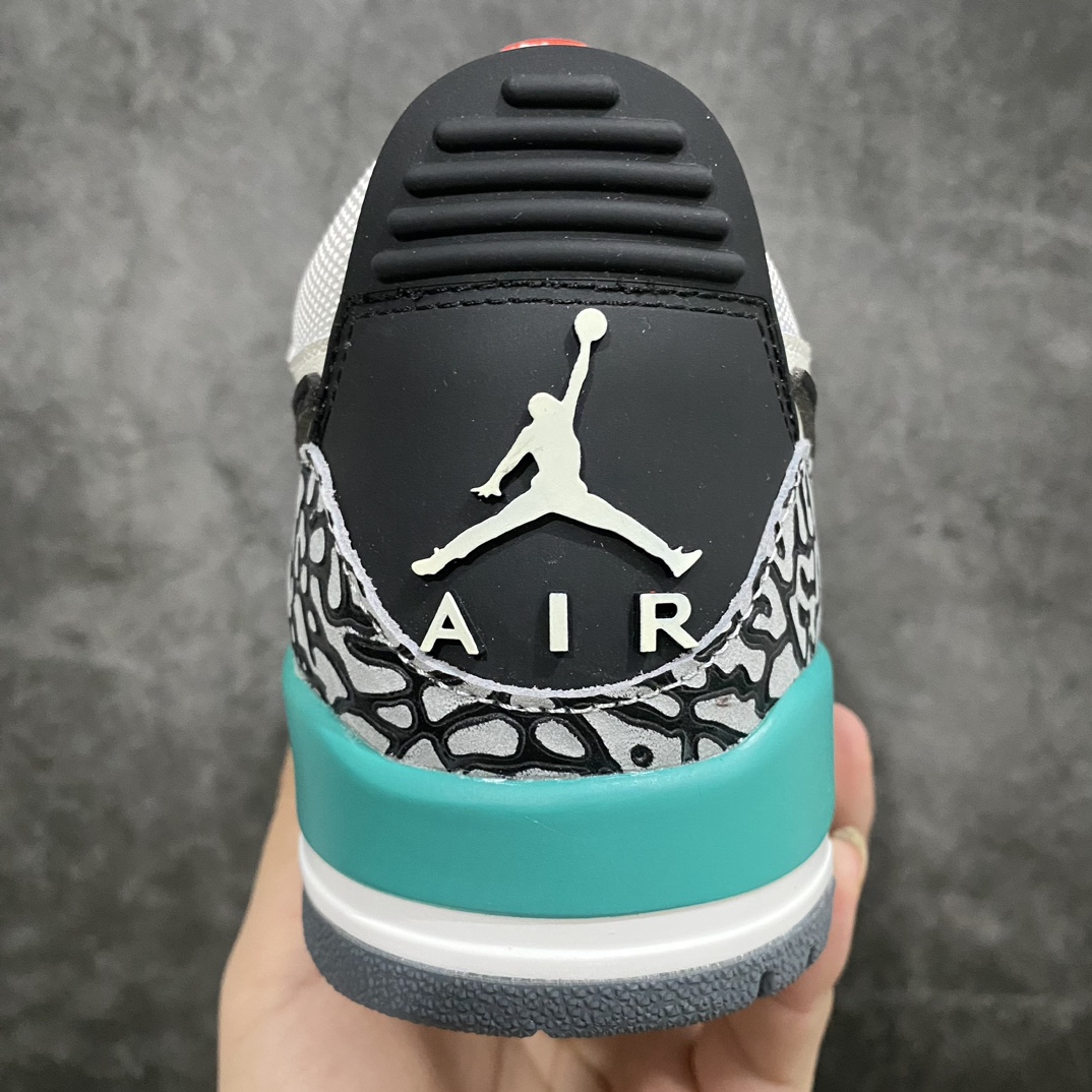 图片[4]-【小绿X版】Air Jordan Legacy AJ312 白卡其  DZ2762-101n目前市场最好版本 优于之前各代号版本n最新原鞋开发 独家鞋底模具 目前市场最正确版型 后跟处饰有标志性爆裂纹覆盖层 正确官方原盒原配整洁度一流 鞋身采用了头层皮制作 平台电商直供首选 售后超低  尺码：36 36.5 37.5 38 38.39 40 40.5 41 42 42.5 43 44 44.5 45 46 47.5-莆田鞋批发中心