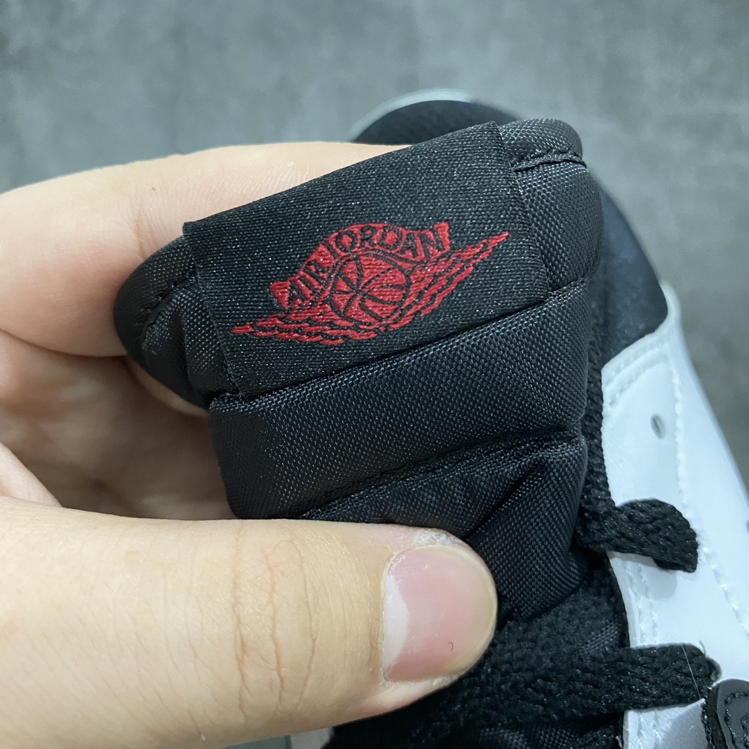 图片[5]-【小绿X版】Air Jordan Legacy AJ312 白黄紫 CD7069-102n目前市场最好版本 优于之前各代号版本n最新原鞋开发 独家鞋底模具 目前市场最正确版型 后跟处饰有标志性爆裂纹覆盖层 正确官方原盒原配整洁度一流 鞋身采用了头层皮制作 平台电商直供首选 售后超低  尺码：36 36.5 37.5 38 38.39 40 40.5 41 42 42.5 43 44 44.5 45 46 47.5-莆田鞋批发中心