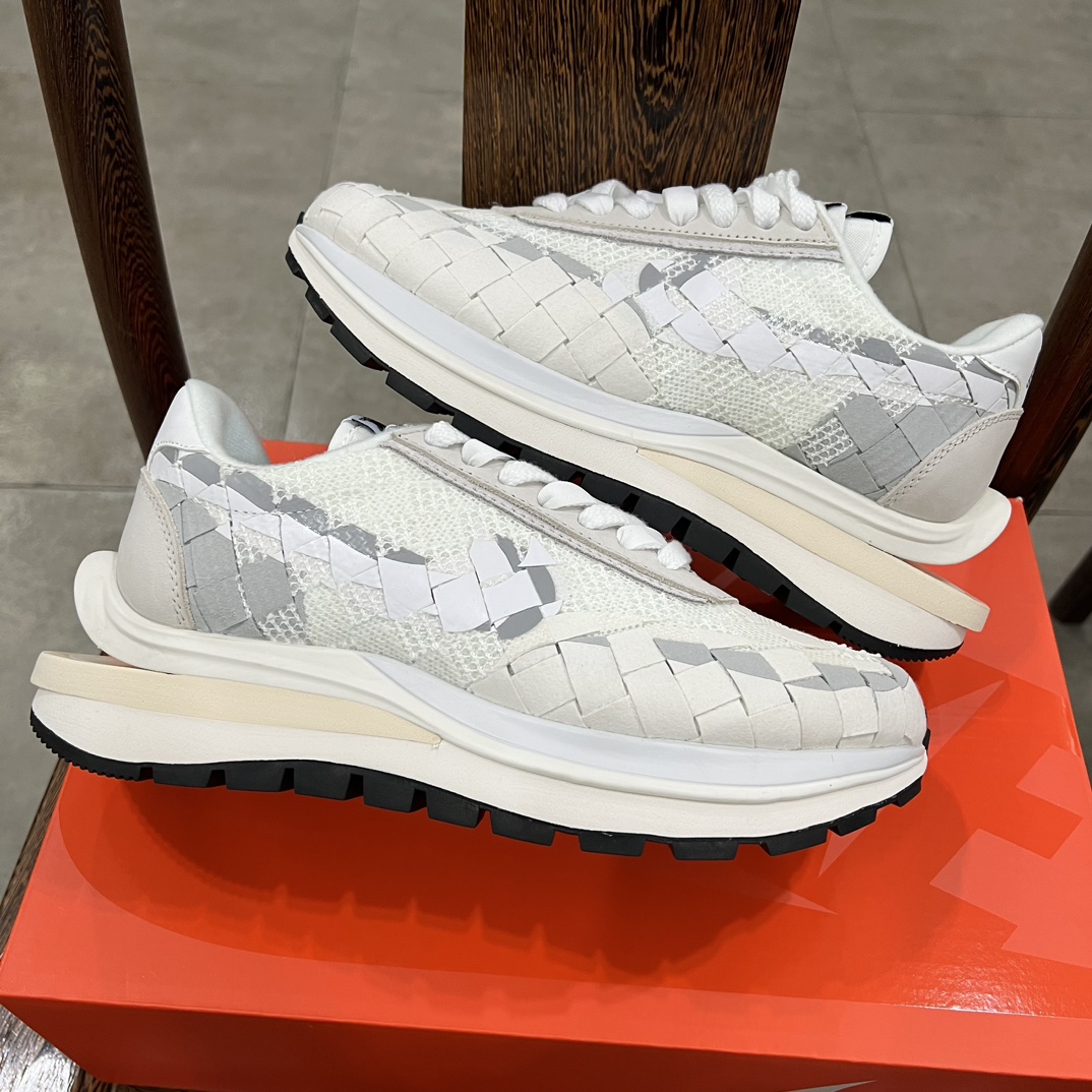 Sacai x Nike woven Off-White