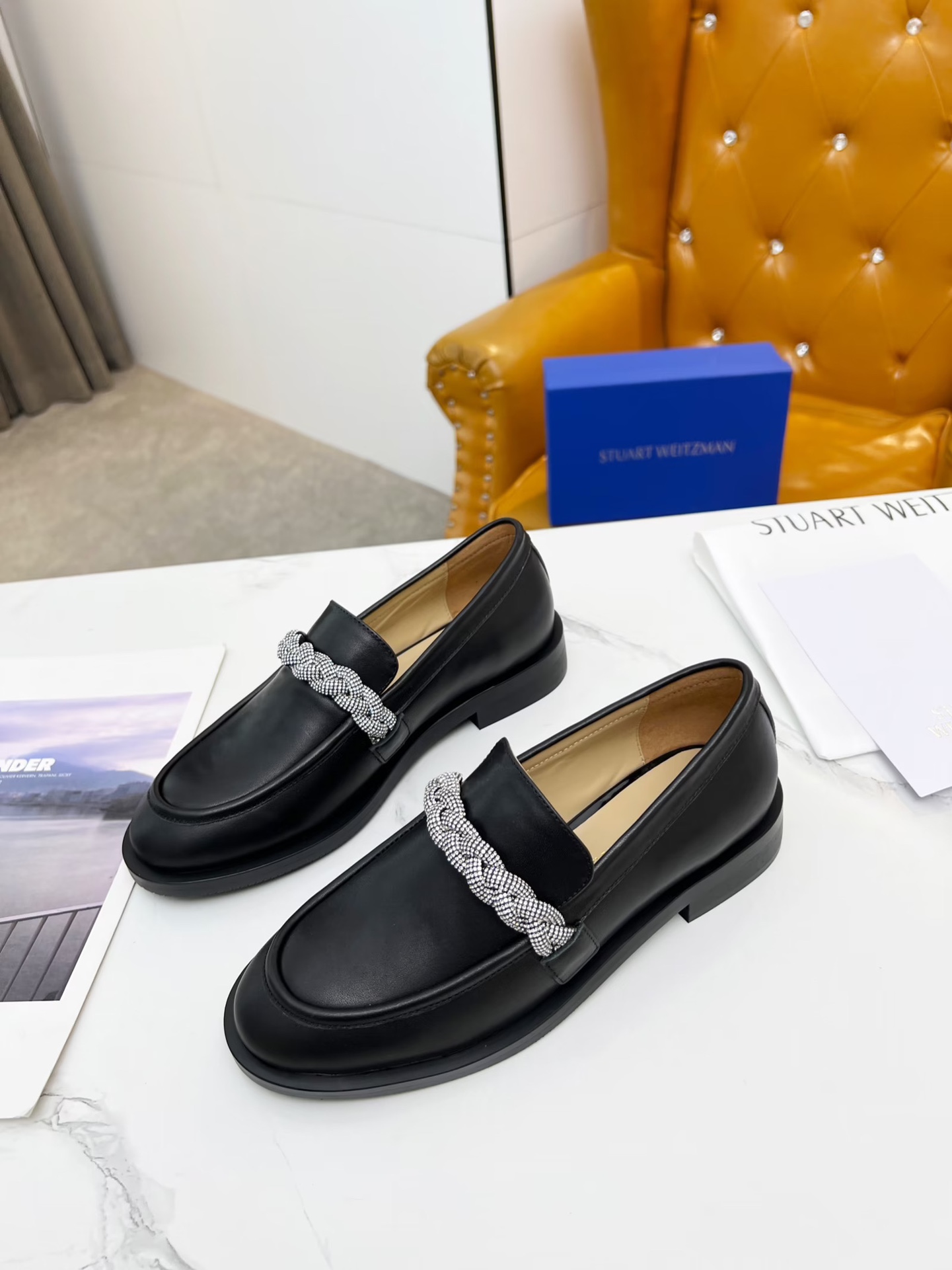 New Stuart Weitzman 2023 Spring/Fall Collection: Airy, Stylish, Platinum-Branded Shoes - 图片 2