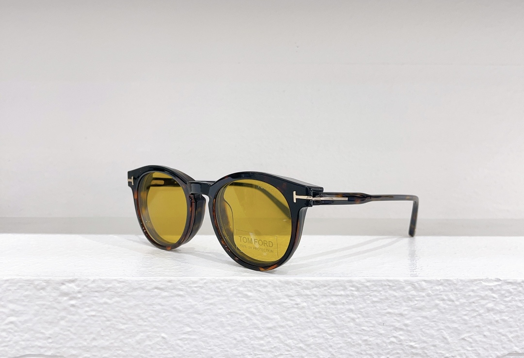 TOM FOR*💫💫💫MODEL：TF5823-H-B💫💫💫SIZE：50口20-145💫💫💫配送挂片~