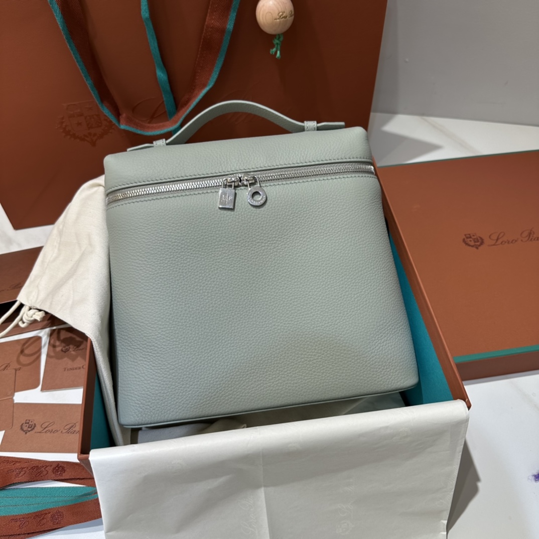 [Backpacks][Backpack Eucalyptus] Loro Piana L23.5 series backpack Outer cowhid