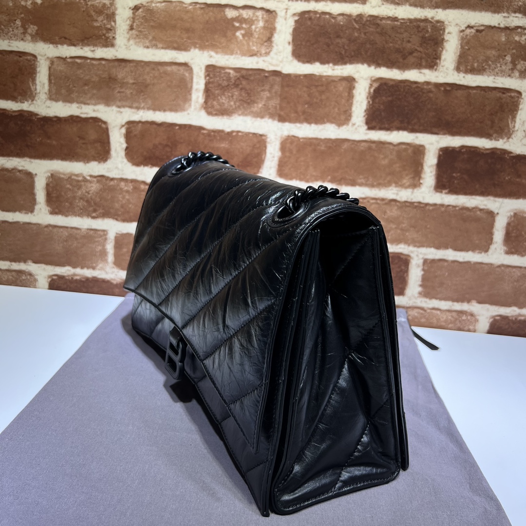 p860。巴黎世家 𝗕𝗮𝗹𝗲𝗻𝗰𝗶𝗮𝗴𝗮 

款号：716393克色

尺寸：31x20x7cm