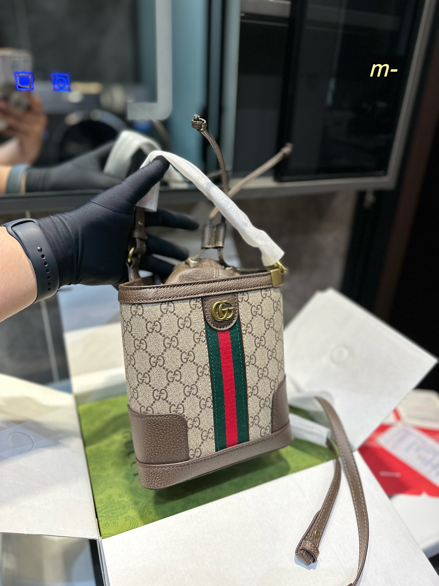 Najlepszy fałszywy
 Gucci Ophidia Torby typu crossbody i na ramię Fashion