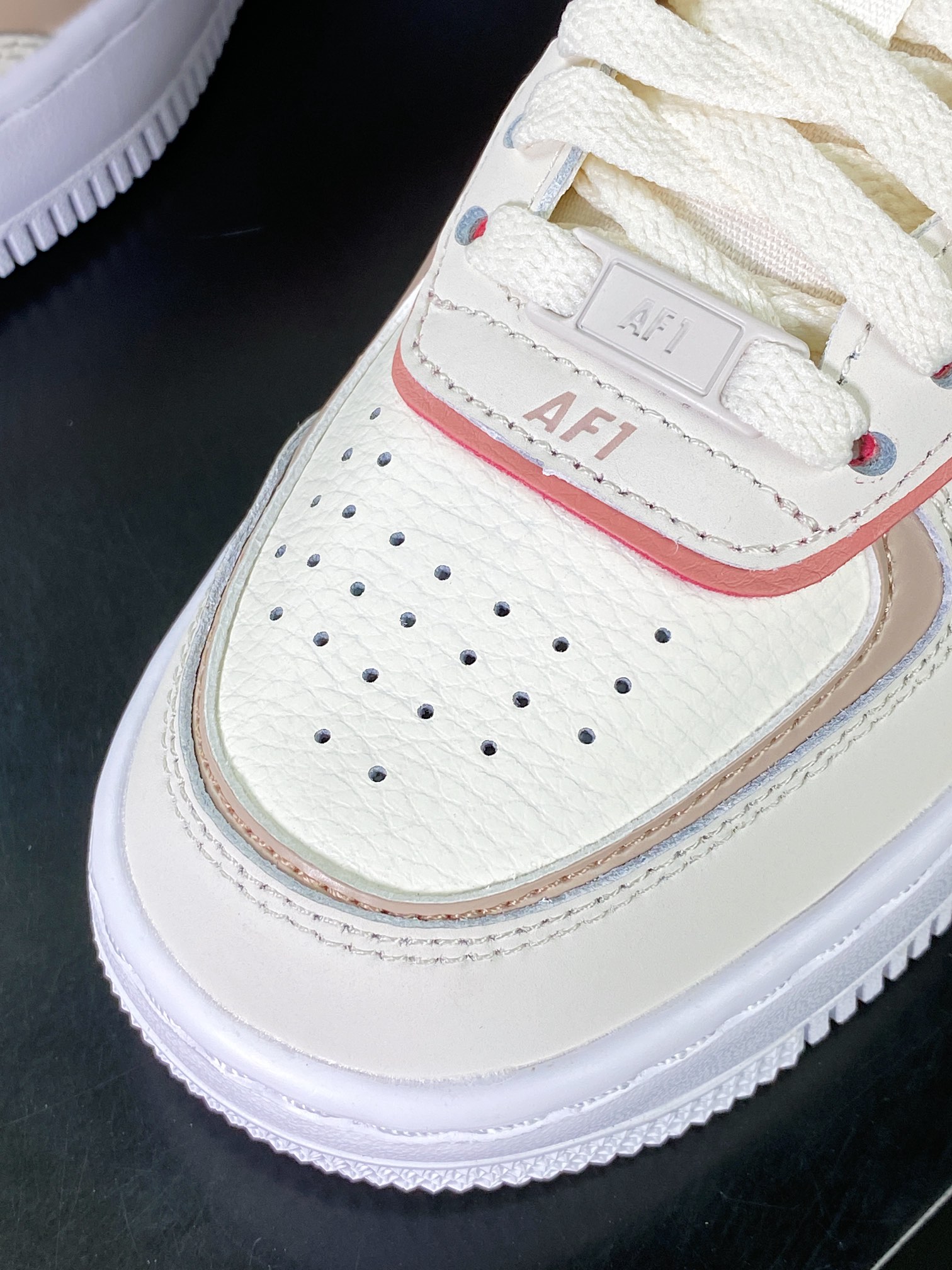 WMNS Air Force 1 Shadow”Sail White Pink”空军一号轻量增高低帮百搭板鞋“皮革米白粉”DZ1847-001