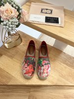 Where to buy High Quality
 Gucci GG Supreme Canvas Shoes Espadrilles Printing Women Canvas Sheepskin Straw Woven Fall Collection