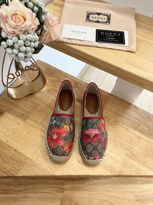 Gucci GG Supreme Canvas Shoes Espadrilles Printing Women Canvas Sheepskin Straw Woven Fall Collection