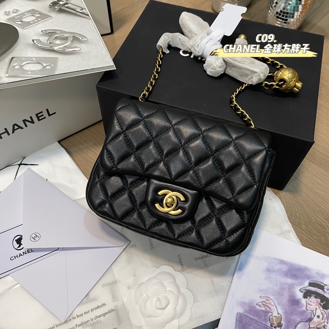 Le plus souhaité
 Chanel Sacs À Bandoulière & À Épaule Peau de mouton