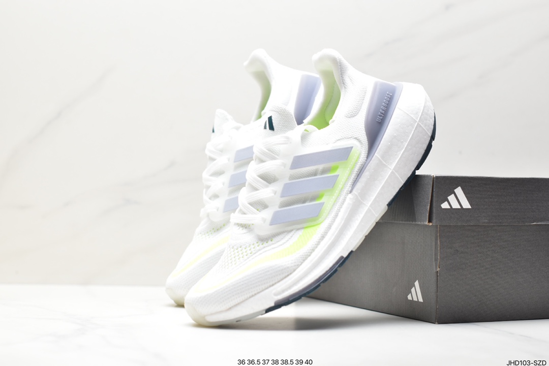 Adidas ULTRABOOST LIGHT series low-top sock-style knitted breathable cushioning casual sports jogging shoes IE1775