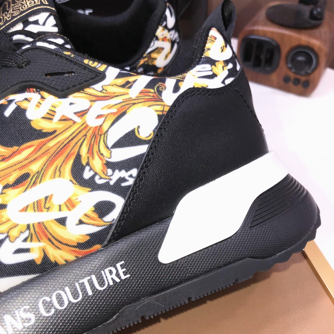 lote de fábrica [Versace] Los últimos modelos de Versace cuidadosamente elaborados para detonar la e