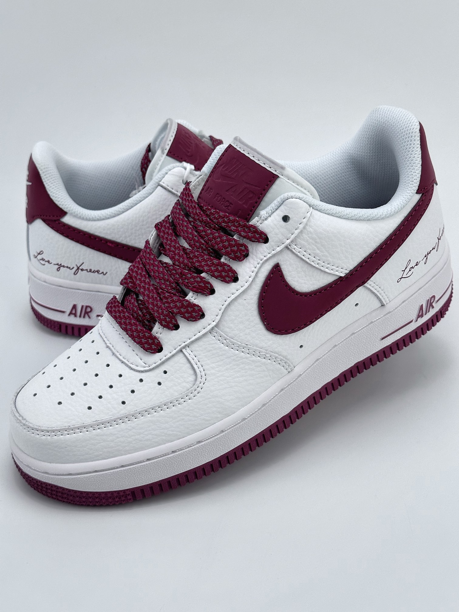 Nike Air Force 1 Low 07 签名白酒红 LO1718-059