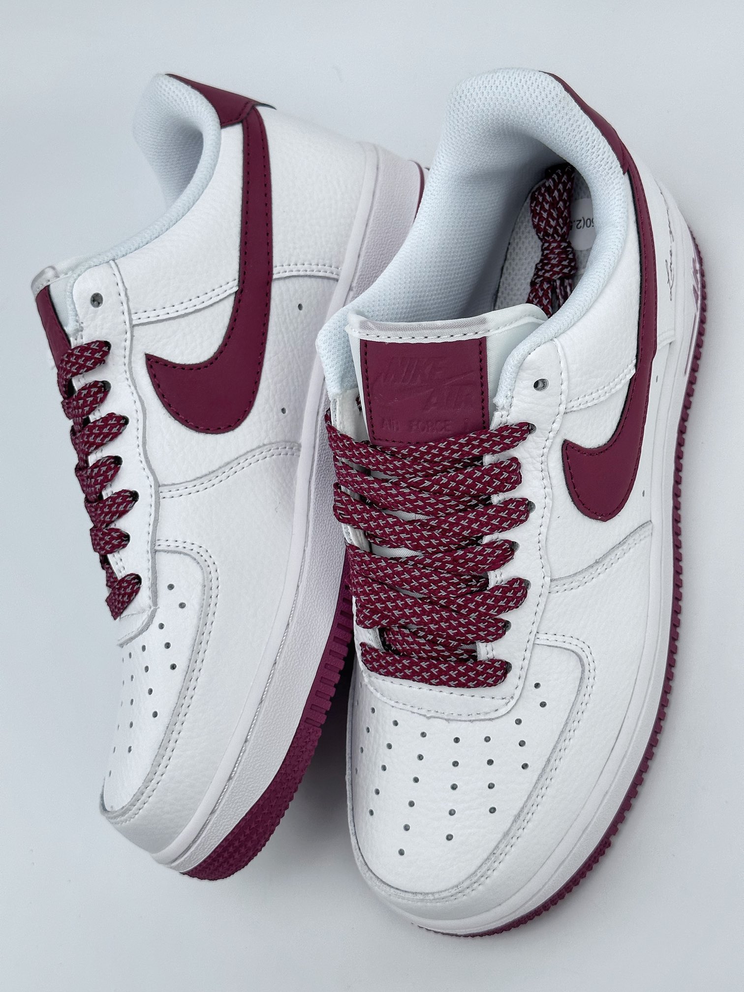 Nike Air Force 1 Low 07 签名白酒红 LO1718-059